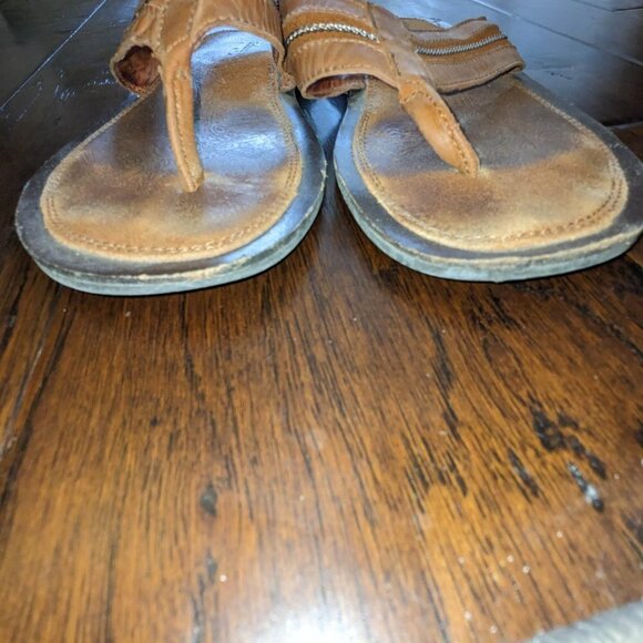 Robert Wayne Flip Flops in Black or Camel with Silver Accent sz 8 - Picture 11 of 14